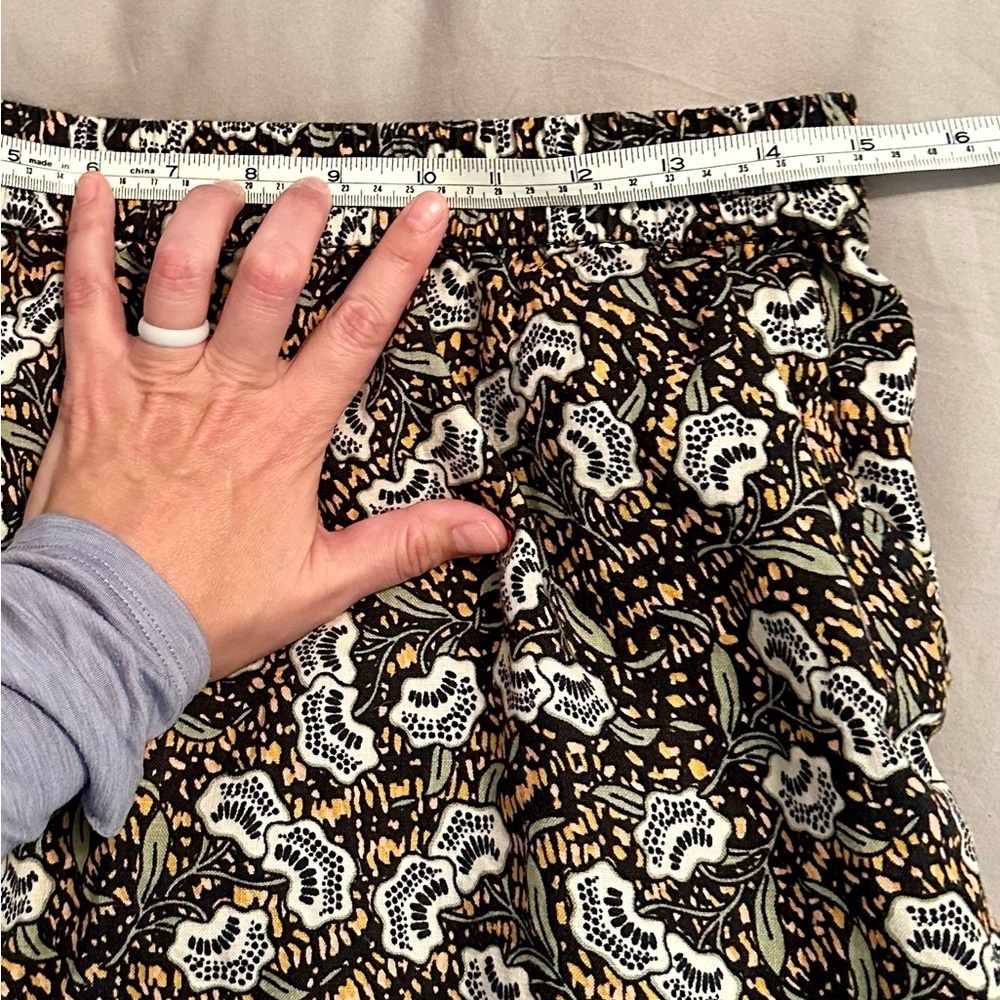 Rachel Zoe Bohemian 100% Linen Skirt with pockets - Picture 5 of 6